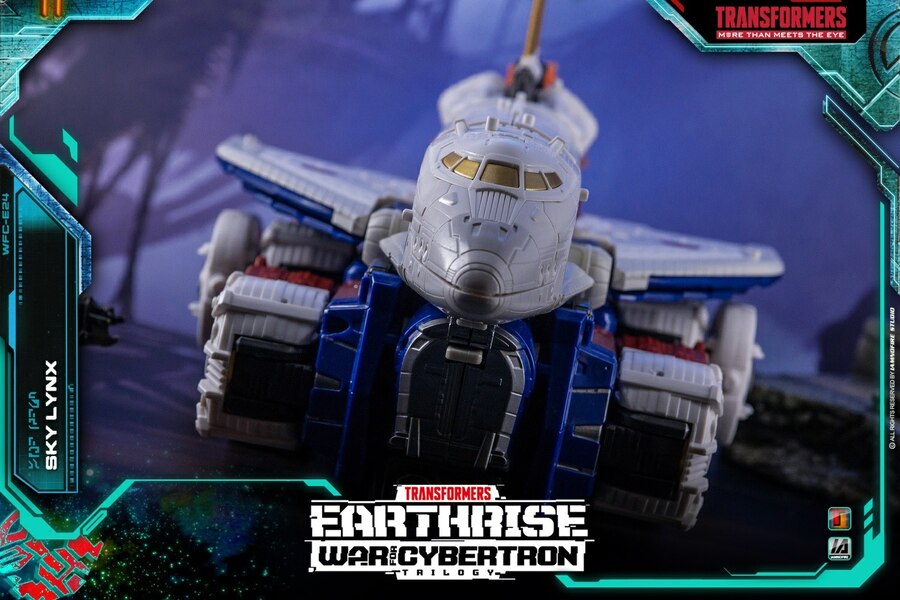 Transformers Earthrise Sky Lynx Toy Photography Gallery By IAMNOFIRE  (10 of 18)